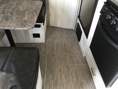 2018 Rockwood Geo Pro 19 feet Queen Size Heated Murphy Bed   - Photo 29 - Coombs, BC V0R 1M0