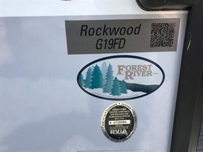 2018 Rockwood Geo Pro 19 feet Queen Size Heated Murphy Bed   - Photo 32 - Coombs, BC V0R 1M0