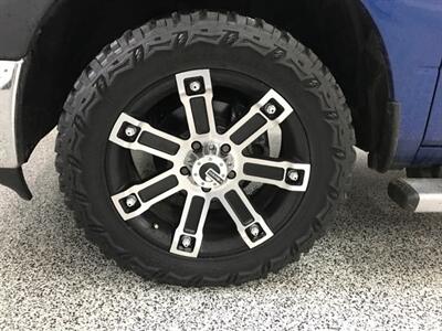 2015 RAM 1500 SXT Crew cab 4x4 New 20 Tires and Back up Camera   - Photo 2 - Coombs, BC V0R 1M0