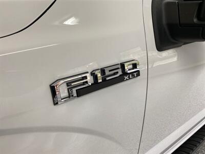 2019 Ford F-150 Super Crew 4x4 XLT FX4 with Nav Heated Seats   - Photo 12 - Coombs, BC V0R 1M0
