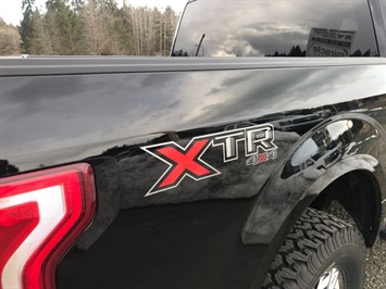 2017 Ford F-150 XLT 4x4 XTR with Max Trailer Tow   - Photo 13 - Coombs, BC V0R 1M0
