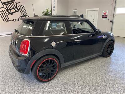 2016 MINI Cooper S Autom Panoramic Roof Leather Heated Seats   - Photo 13 - Coombs, BC V0R 1M0