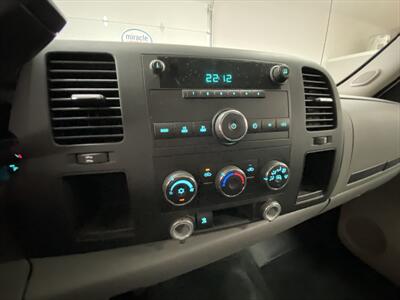 2011 Chevrolet Silverado 1500 Reg Cab with Power Options   - Photo 9 - Coombs, BC V0R 1M0