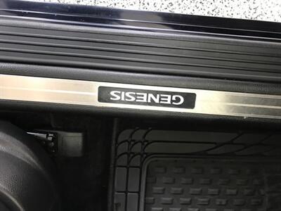 2013 Hyundai Genesis 5.0L R-Spec Leather, Sunroof, Lane Departure   - Photo 20 - Coombs, BC V0R 1M0