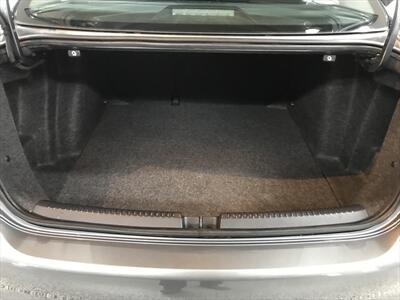 2011 Volkswagen Jetta Comfortline Auto, Power Sunroof, Heated seats   - Photo 22 - Coombs, BC V0R 1M0
