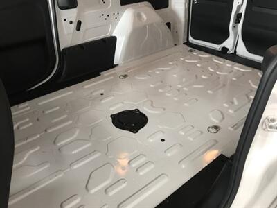 2016 RAM ProMaster City Cargo Van SLT ONLY 8175 kms EXTENDED WARRANTY   - Photo 4 - Coombs, BC V0R 1M0