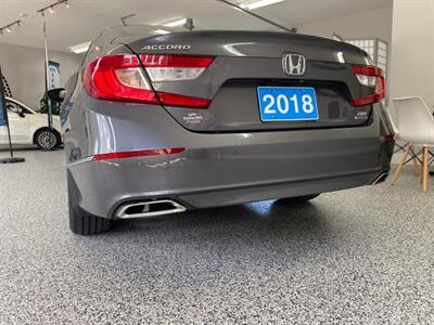2018 Honda Accord Touring 2.0 Fully Loaded Accident Free  Touring 2.0 Turbo - Photo 9 - Coombs, BC V0R 1M0