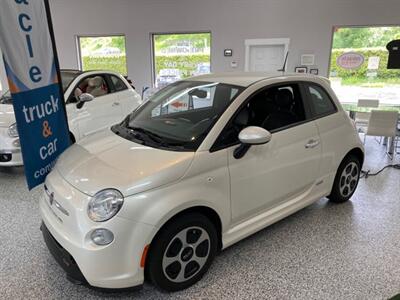 2016 FIAT 500e Full Electric With Leather AC Navigation   - Photo 1 - Coombs, BC V0R 1M0