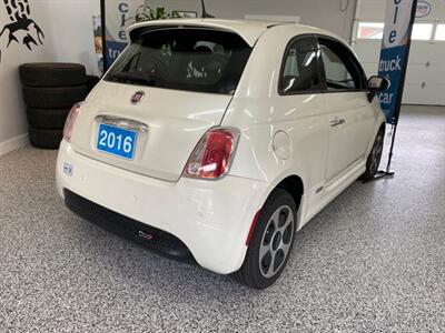 2016 FIAT 500e Full Electric With Leather AC Navigation   - Photo 13 - Coombs, BC V0R 1M0