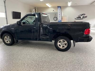 2003 Ford F-150 XL 5 speed 2WD  6 Cylinder One Owner   - Photo 4 - Coombs, BC V0R 1M0