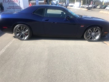 2013 Dodge Challenger SRT8 392 with 6 speed Manual Sunroof Leather Navi   - Photo 19 - Coombs, BC V0R 1M0