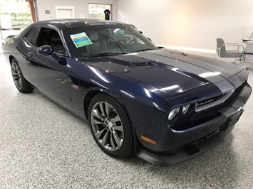 2013 Dodge Challenger SRT8 392 with 6 speed Manual Sunroof Leather Navi   - Photo 7 - Coombs, BC V0R 1M0