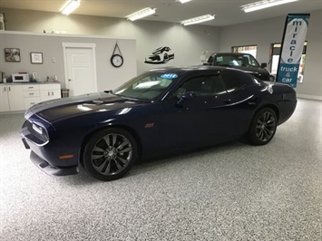 2013 Dodge Challenger SRT8 392 with 6 speed Manual Sunroof Leather Navi   - Photo 41 - Coombs, BC V0R 1M0