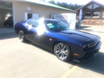 2013 Dodge Challenger SRT8 392 with 6 speed Manual Sunroof Leather Navi   - Photo 26 - Coombs, BC V0R 1M0