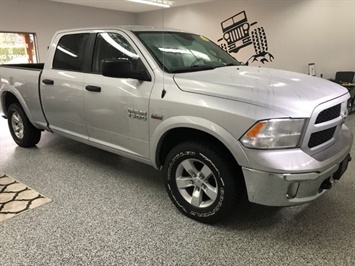 2015 RAM 1500 Outdoorsman Crew Cab 4x4 with 6 foot 4 box  Crew Cab 4x4 - Photo 38 - Coombs, BC V0R 1M0