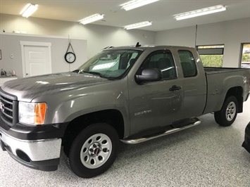 2013 GMC Sierra 1500 Extended Cab with A/C, Tilt , Cruise   - Photo 1 - Coombs, BC V0R 1M0