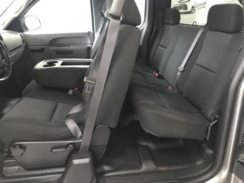 2013 GMC Sierra 1500 Extended Cab with A/C, Tilt , Cruise   - Photo 5 - Coombs, BC V0R 1M0