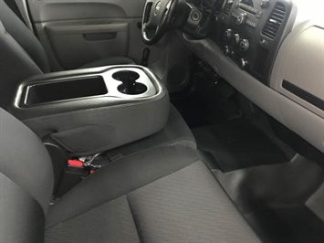 2013 GMC Sierra 1500 Extended Cab with A/C, Tilt , Cruise   - Photo 4 - Coombs, BC V0R 1M0