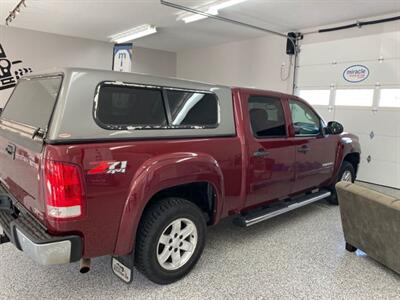 2009 GMC Sierra 1500 Crew Cab 4x4 only 114000 kms Backup Cam   - Photo 6 - Coombs, BC V0R 1M0