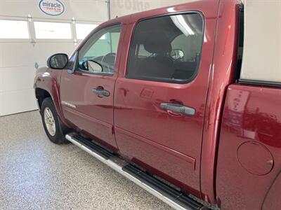 2009 GMC Sierra 1500 Crew Cab 4x4 only 114000 kms Backup Cam   - Photo 12 - Coombs, BC V0R 1M0