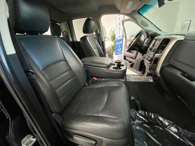 2015 RAM 1500 SLT with Leather and New tires 6 Passenger   - Photo 12 - Coombs, BC V0R 1M0
