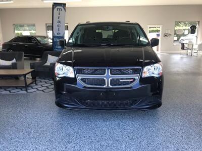 2017 Dodge Grand Caravan SXT Full StowNGo Rear DVD only 8500 kms Ext Warr   - Photo 2 - Coombs, BC V0R 1M0