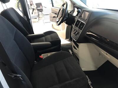 2017 Dodge Grand Caravan SXT Full StowNGo Rear DVD only 8500 kms Ext Warr   - Photo 9 - Coombs, BC V0R 1M0