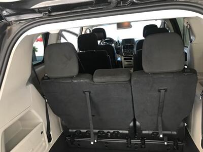 2017 Dodge Grand Caravan SXT Full StowNGo Rear DVD only 8500 kms Ext Warr   - Photo 11 - Coombs, BC V0R 1M0