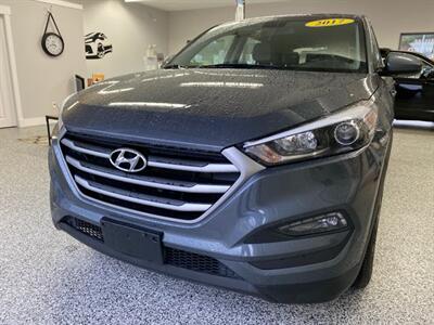 2017 Hyundai Tucson SE only 30800 kms heated seats and back up Camera   - Photo 16 - Coombs, BC V0R 1M0