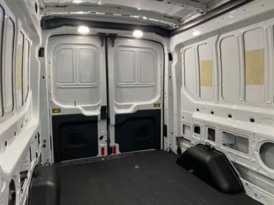 2018 Ford Transit Cargo Transit 250 Medium Roof 148inch WB One Owner Local   - Photo 4 - Coombs, BC V0R 1M0