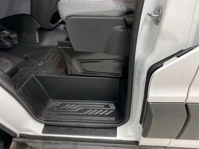 2018 Ford Transit Cargo Transit 250 Medium Roof 148inch WB One Owner Local   - Photo 10 - Coombs, BC V0R 1M0