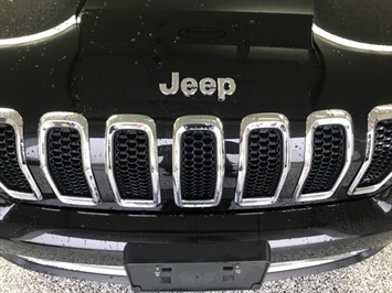 2015 Jeep Cherokee Limited 4x4 Every Available Option  Every Available Option - Photo 4 - Coombs, BC V0R 1M0