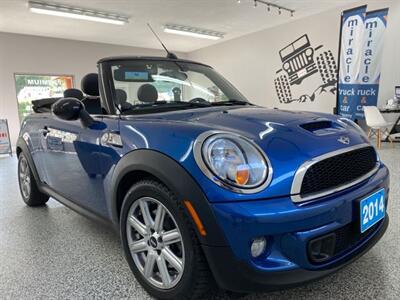 2014 MINI Convertible Cooper S Convertible  Navi Auto  only 56840 kms   - Photo 17 - Coombs, BC V0R 1M0