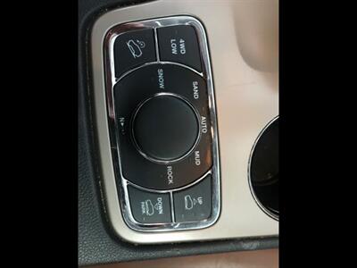 2015 Jeep Grand Cherokee Summit Eco Diesel Every Option and Warranty   - Photo 19 - Coombs, BC V0R 1M0