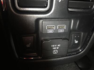 2015 Jeep Grand Cherokee Summit Eco Diesel Every Option and Warranty   - Photo 32 - Coombs, BC V0R 1M0
