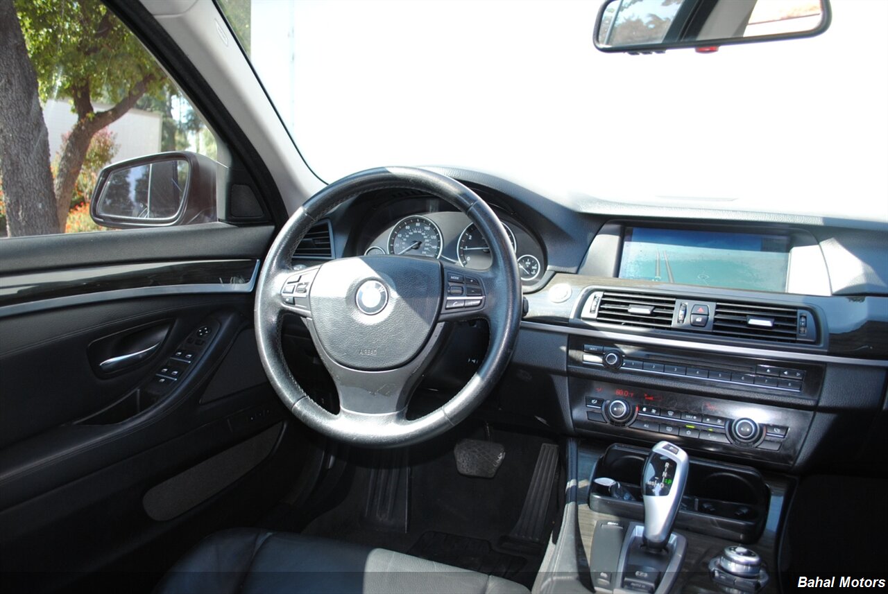 2011 BMW 5 Series 528i   - Photo 9 - Concord, CA 94520