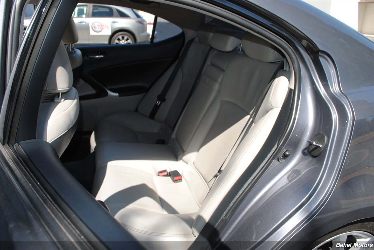 2012 Lexus IS 250   - Photo 21 - Concord, CA 94520