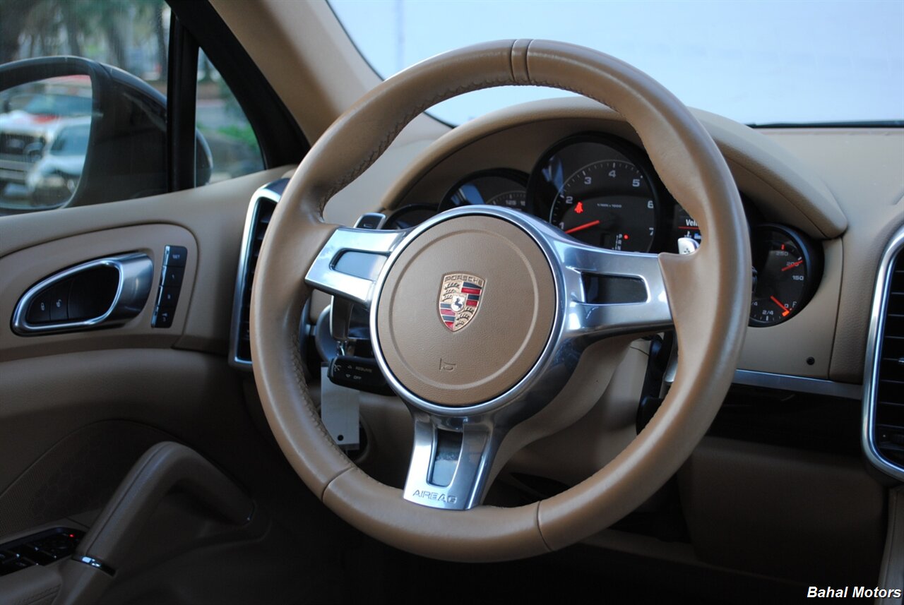 2014 Porsche Cayenne Platinum   - Photo 15 - Concord, CA 94520