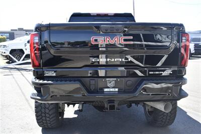 2024 GMC Sierra 3500 Denali LIFTED DIESEL TRUCK 4X4 LOADED - Photo 4 - Gresham, OR 97030