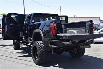 2024 GMC Sierra 3500 Denali LIFTED DIESEL TRUCK 4X4 LOADED - Photo 33 - Gresham, OR 97030