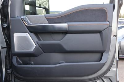 2024 Ford F-350 Platinum LIFTED DIESEL HI OUT PUT TRUCK 4X4 LOADED - Photo 28 - Gresham, OR 97030