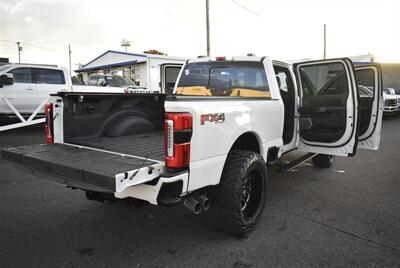 2023 Ford F-350 Platinum  LIFTED DIESEL TRUCK 4X4 LOADED - Photo 31 - Gresham, OR 97030