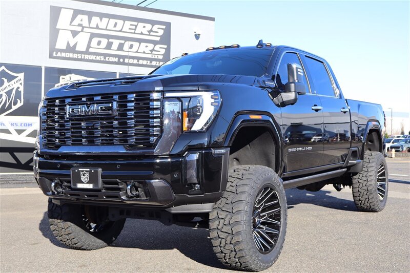 2024 GMC Sierra 3500 Denali Ultimate  LIFTED DIESEL TRUCK 4X4 LOADED