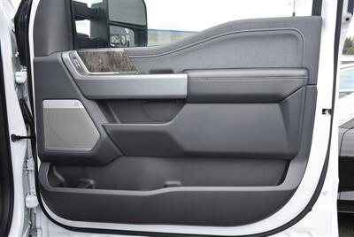 2023 Ford F-250 Lariat  LIFTED DIESEL TRUCK 4X4 LOADED - Photo 27 - Gresham, OR 97030