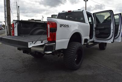 2023 Ford F-250 Lariat  LIFTED DIESEL TRUCK 4X4 LOADED - Photo 34 - Gresham, OR 97030