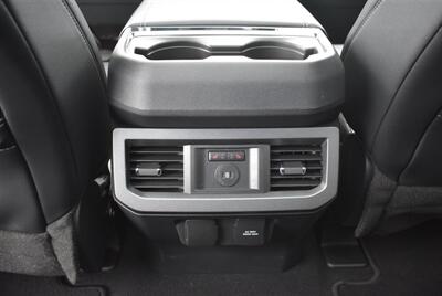 2023 Ford F-250 Lariat  LIFTED DIESEL TRUCK 4X4 LOADED - Photo 24 - Gresham, OR 97030