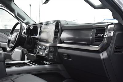 2023 Ford F-250 Lariat  LIFTED DIESEL TRUCK 4X4 LOADED - Photo 29 - Gresham, OR 97030