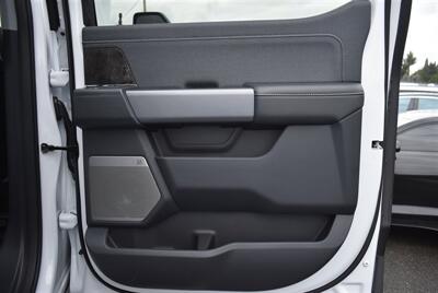 2023 Ford F-250 Lariat  LIFTED DIESEL TRUCK 4X4 LOADED - Photo 26 - Gresham, OR 97030