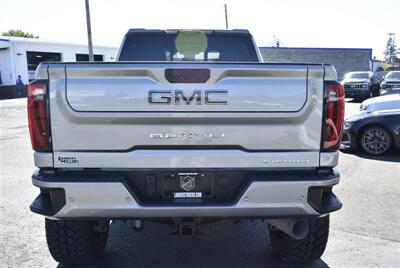 2024 GMC Sierra 2500 Denali Ultimate  LIFTED DIESEL TRUCK 4X4 LOADED - Photo 4 - Gresham, OR 97030