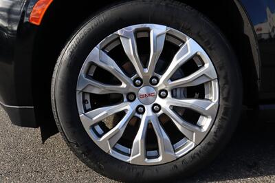 2022 GMC Yukon Denali  6.2L 4X4 6 PASSANGER 3RD ROW LOADED - Photo 9 - Gresham, OR 97030